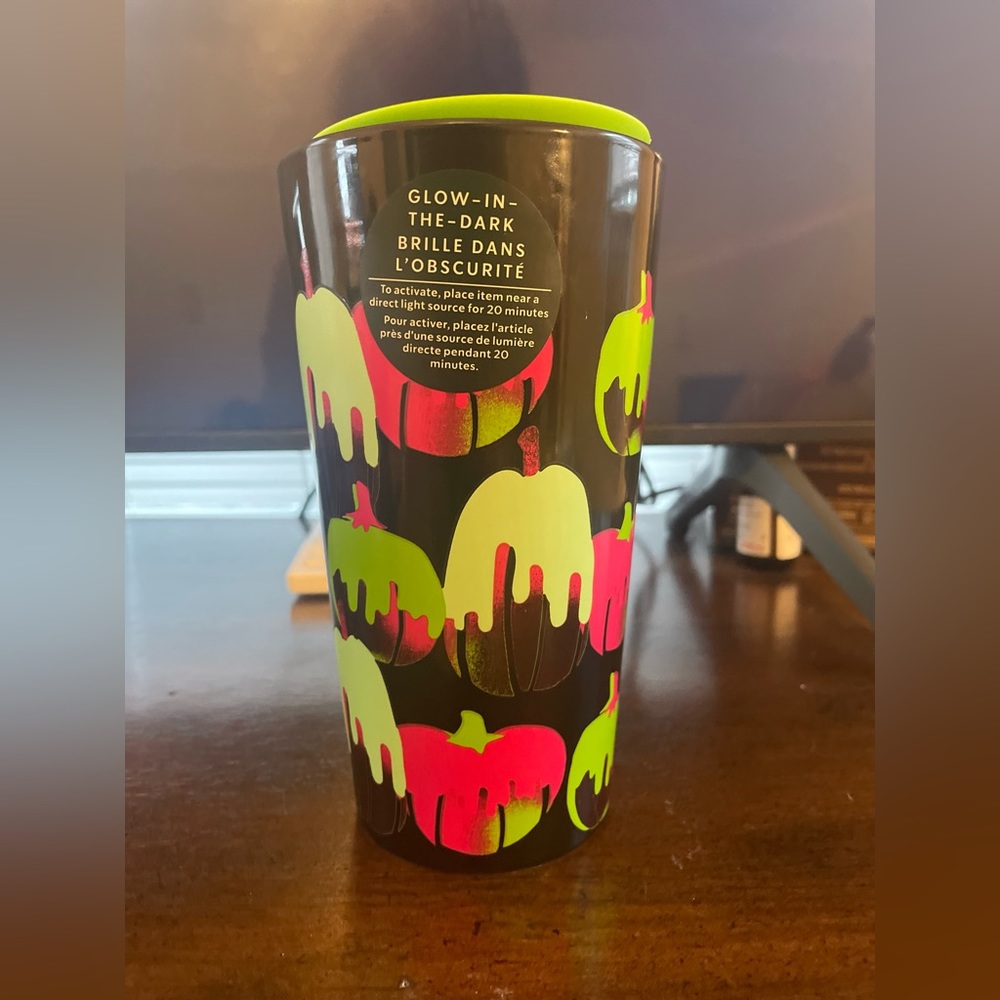 Starbucks Green Pumpkin Tumbler glow in the dark pumpkin